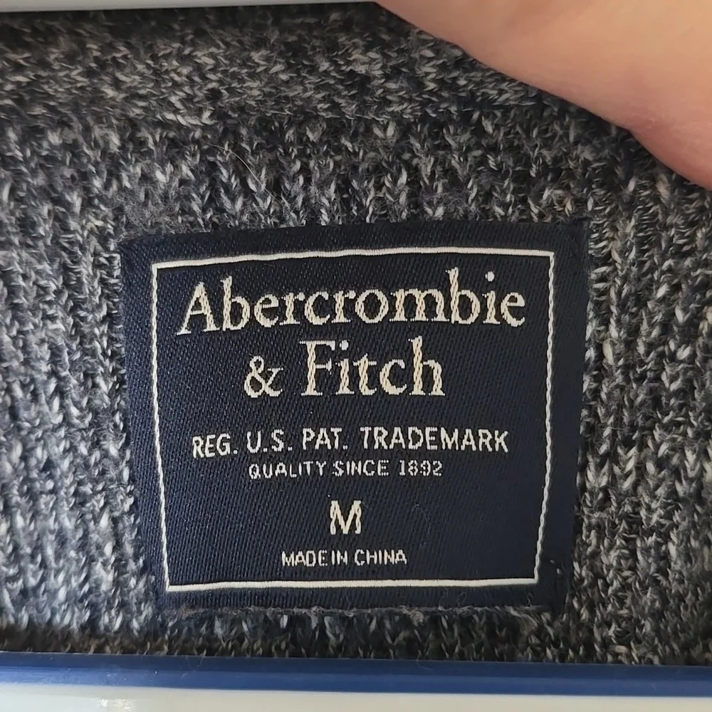 Abercrombie & Fitch | Heather Navy Crew Neck Sweater Size Medium
